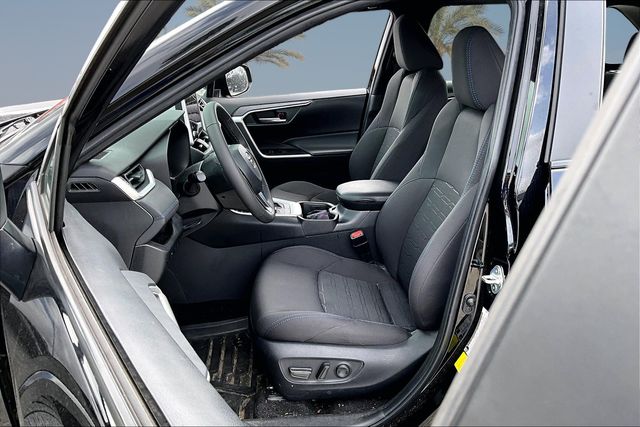 Thumbnail: 2023 Toyota RAV4 - 10