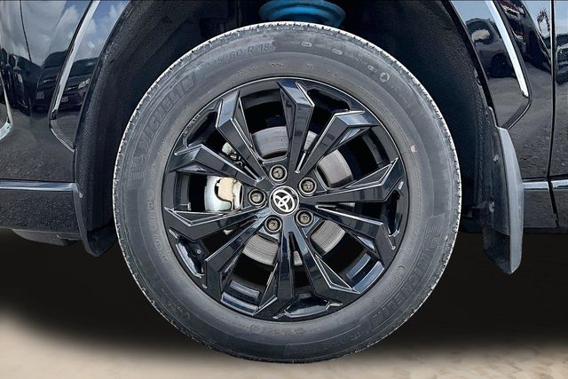 Thumbnail: 2023 Toyota RAV4 - 8