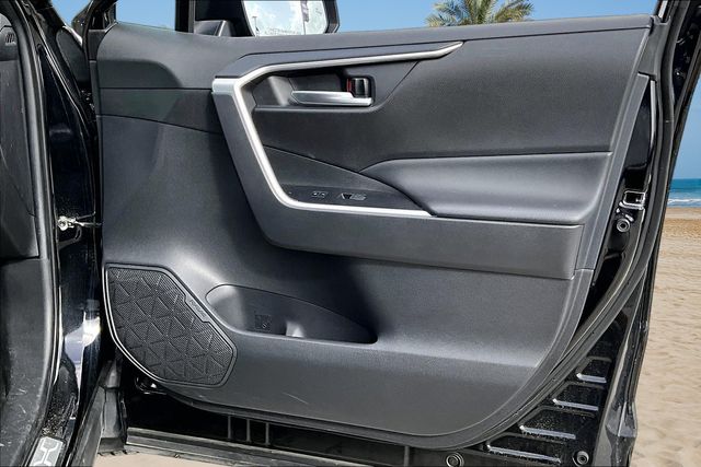 Thumbnail: 2023 Toyota RAV4 - 19