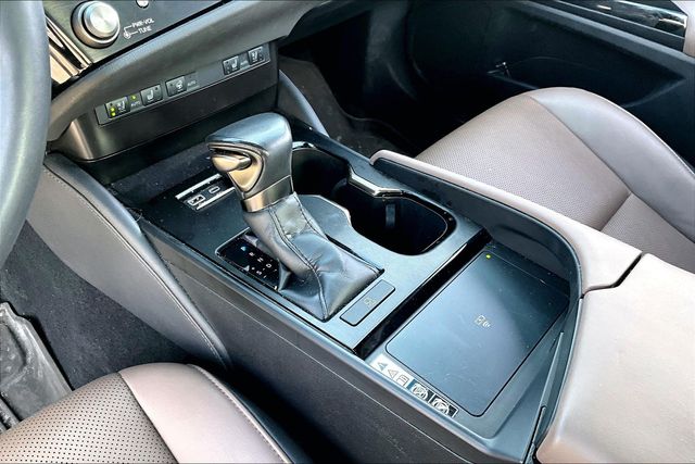 Thumbnail: 2023 Lexus ES - 12