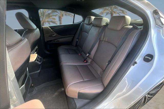 Thumbnail: 2023 Lexus ES - 11