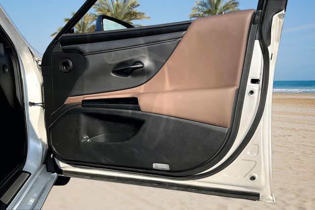 Thumbnail: 2023 Lexus ES - 18