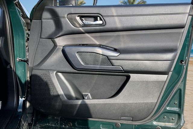 Thumbnail: 2025 Nissan Pathfinder - 18