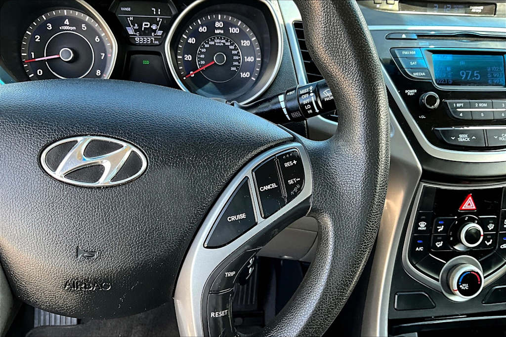 Thumbnail: 2016 Hyundai Elantra - 25