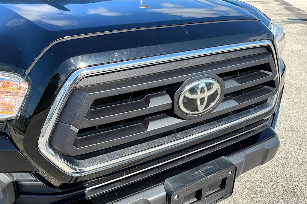 Thumbnail: 2021 Toyota Tacoma - 33