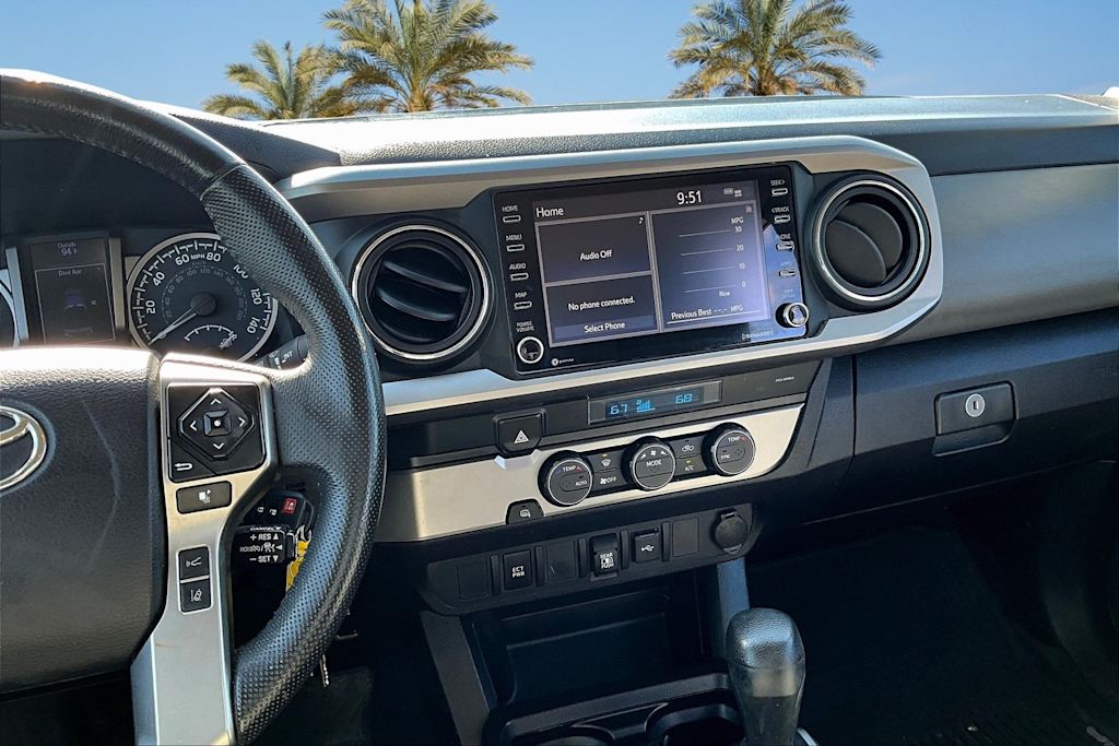 Thumbnail: 2021 Toyota Tacoma - 15