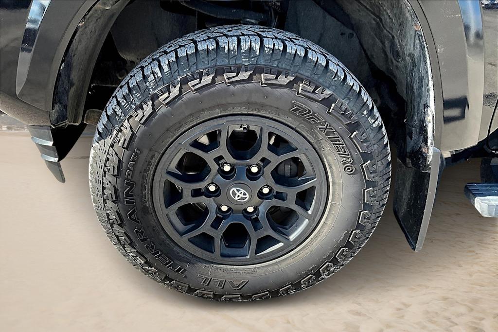 Thumbnail: 2021 Toyota Tacoma - 8