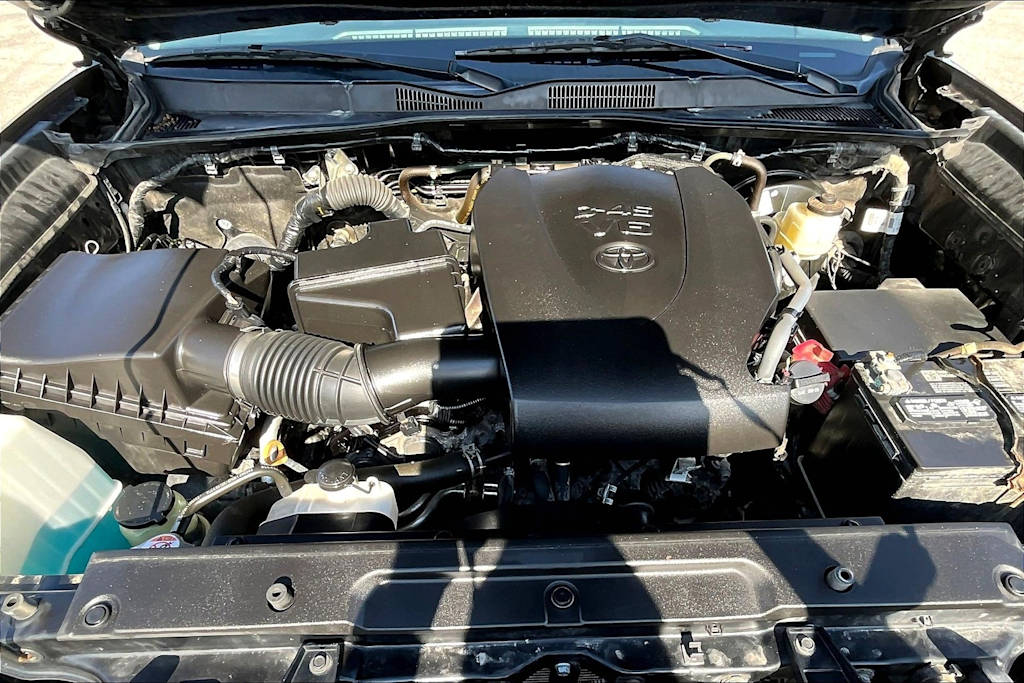 Thumbnail: 2021 Toyota Tacoma - 9