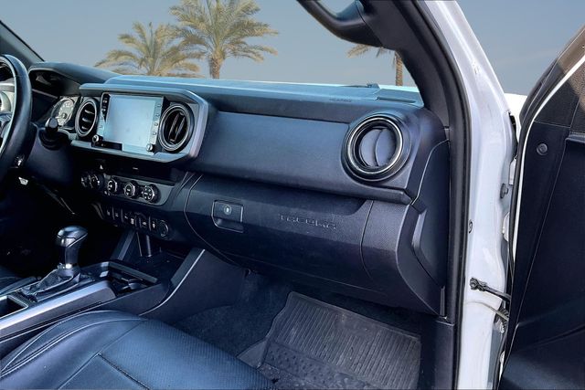 Thumbnail: 2020 Toyota Tacoma - 8