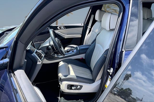 Thumbnail: 2024 BMW X7 - 9
