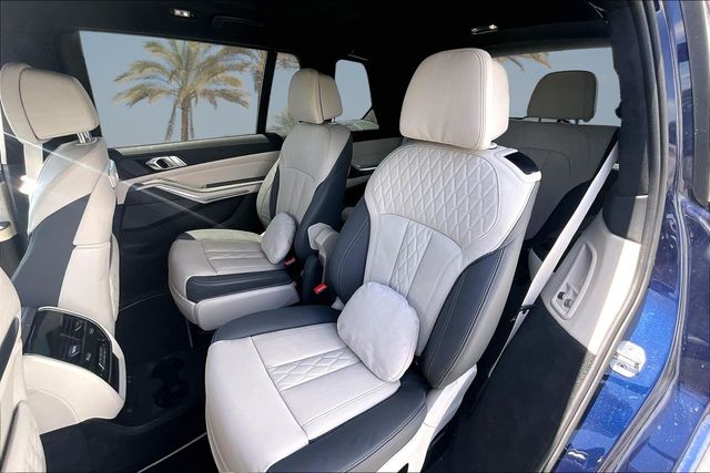Thumbnail: 2024 BMW X7 - 14