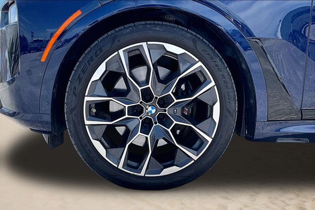 Thumbnail: 2024 BMW X7 - 8
