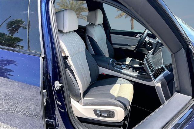 Thumbnail: 2024 BMW X7 - 10