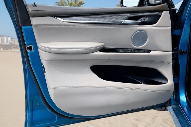 Thumbnail: 2018 BMW X5 - 17