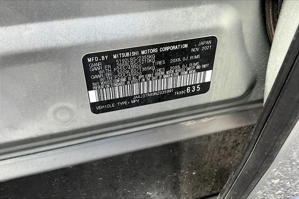 2022 Mitsubishi Outlander ES 18