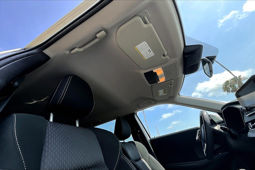 2022 Mitsubishi Outlander ES 26