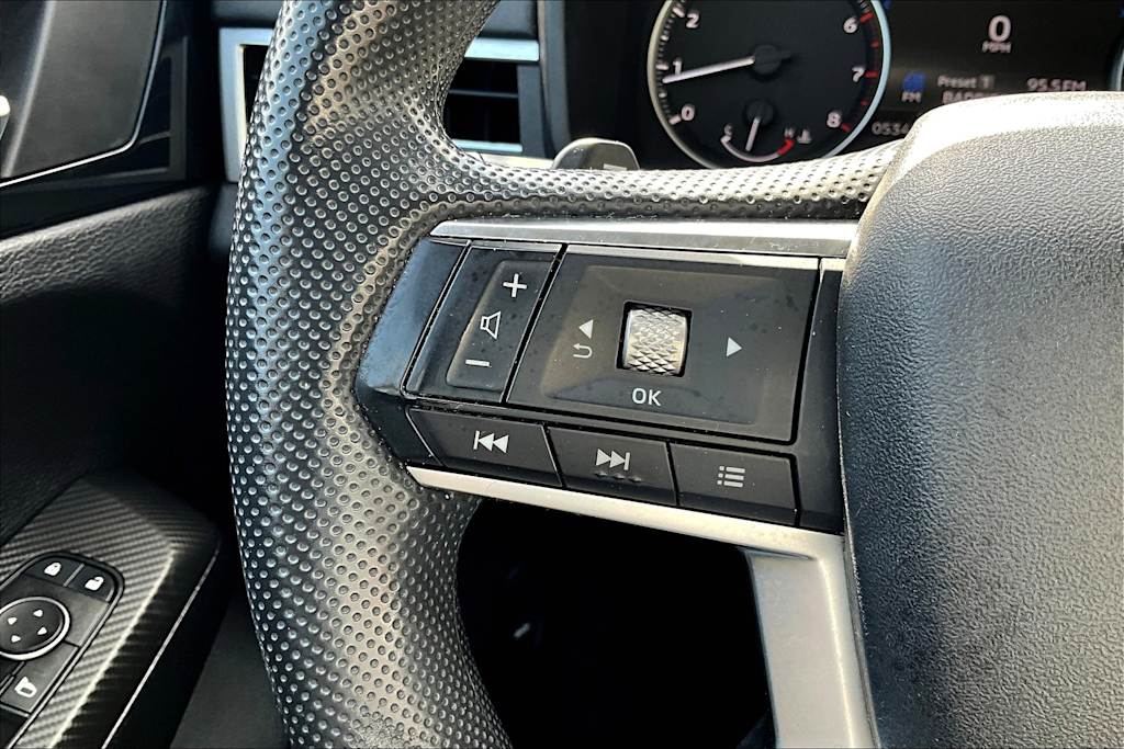 2022 Mitsubishi Outlander ES 22