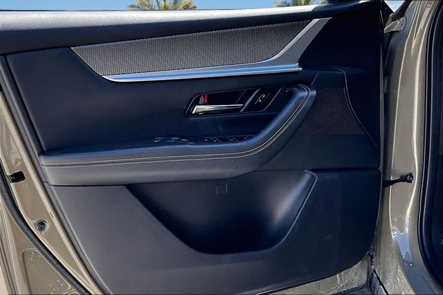 Thumbnail: 2025 Mazda CX-70 - 26