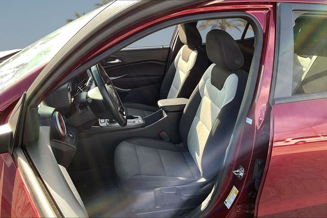 Thumbnail: 2024 Chevrolet Trax - 9