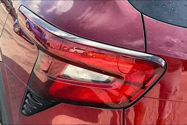 Thumbnail: 2024 Chevrolet Trax - 21