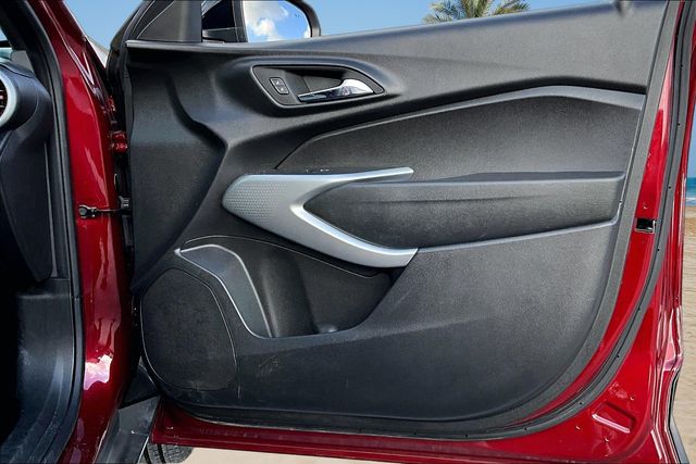 Thumbnail: 2024 Chevrolet Trax - 18