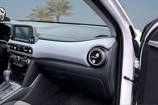 Thumbnail: 2021 Hyundai Kona - 8