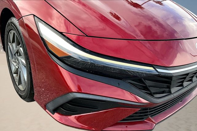 Thumbnail: 2024 Hyundai Elantra - 19