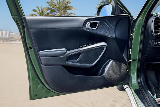 Thumbnail: 2020 Kia Soul - 17