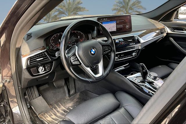 Thumbnail: 2021 BMW 5 Series - 2