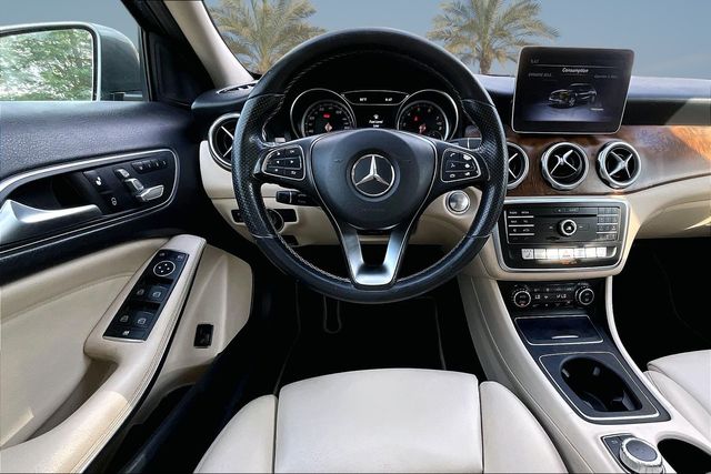 Thumbnail: 2019 Mercedes-Benz GLA - 14
