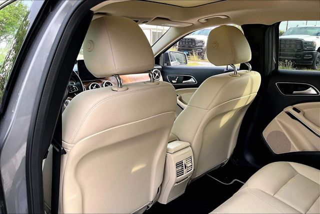 Thumbnail: 2019 Mercedes-Benz GLA - 13