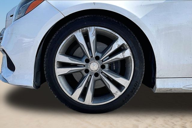 Thumbnail: 2016 Mercedes-Benz E-Class - 7