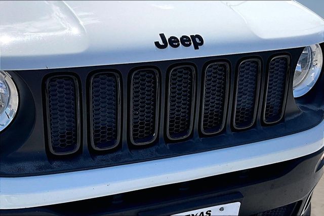 Thumbnail: 2017 Jeep Renegade - 22
