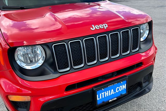 Thumbnail: 2023 Jeep Renegade - 32