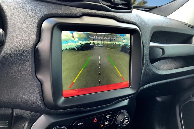Thumbnail: 2023 Jeep Renegade - 15