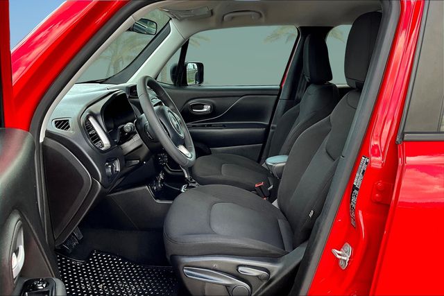 Thumbnail: 2023 Jeep Renegade - 10