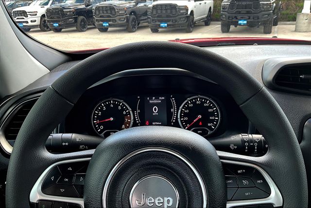 Thumbnail: 2023 Jeep Renegade - 21