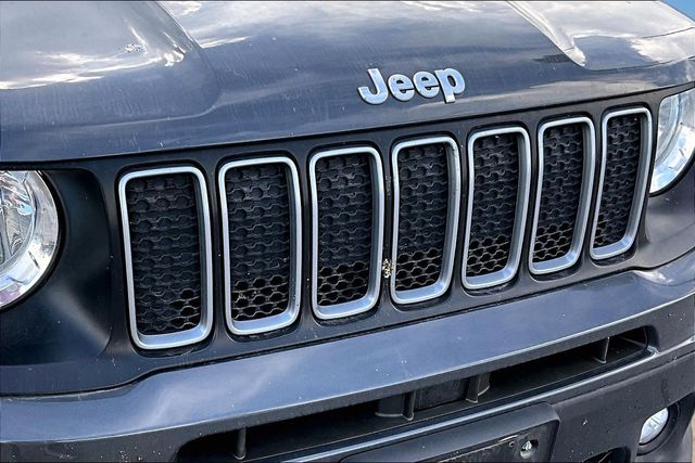 Thumbnail: 2023 Jeep Renegade - 22