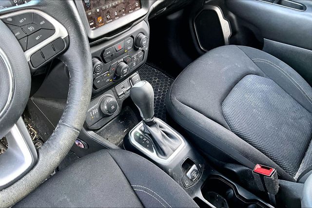 Thumbnail: 2023 Jeep Renegade - 13