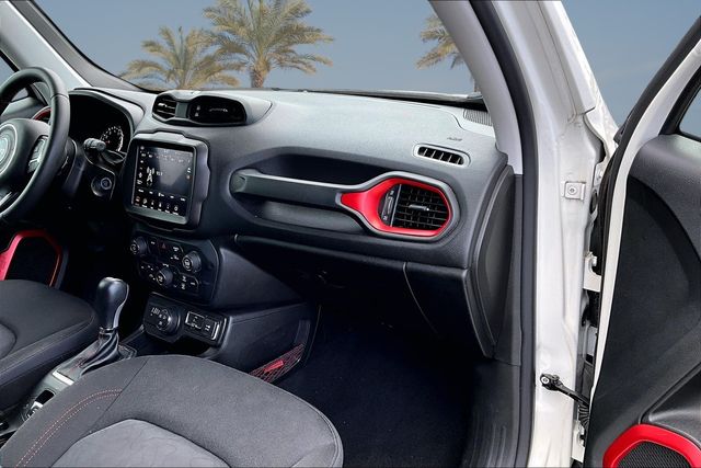 Thumbnail: 2023 Jeep Renegade - 9
