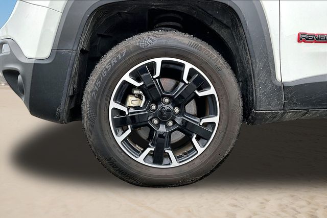Thumbnail: 2023 Jeep Renegade - 8