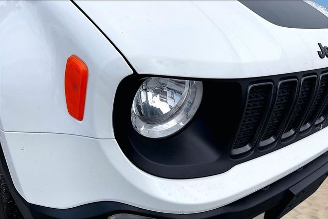 Thumbnail: 2023 Jeep Renegade - 19