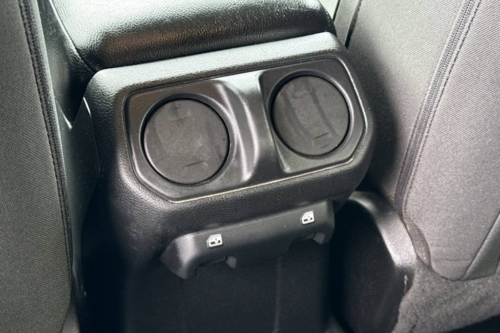 Thumbnail: 2022 Jeep Wrangler - 22