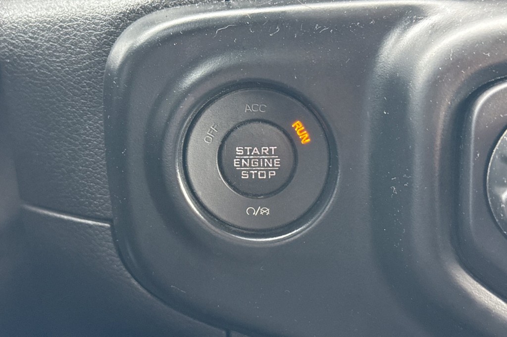 Thumbnail: 2022 Jeep Wrangler - 27