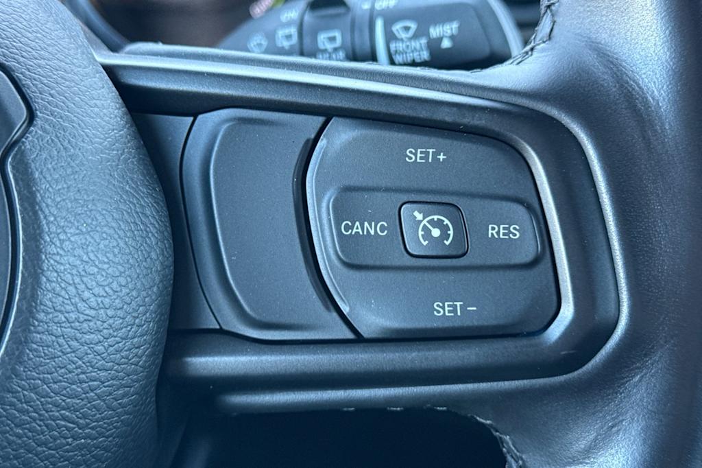 Thumbnail: 2023 Jeep Wrangler - 30