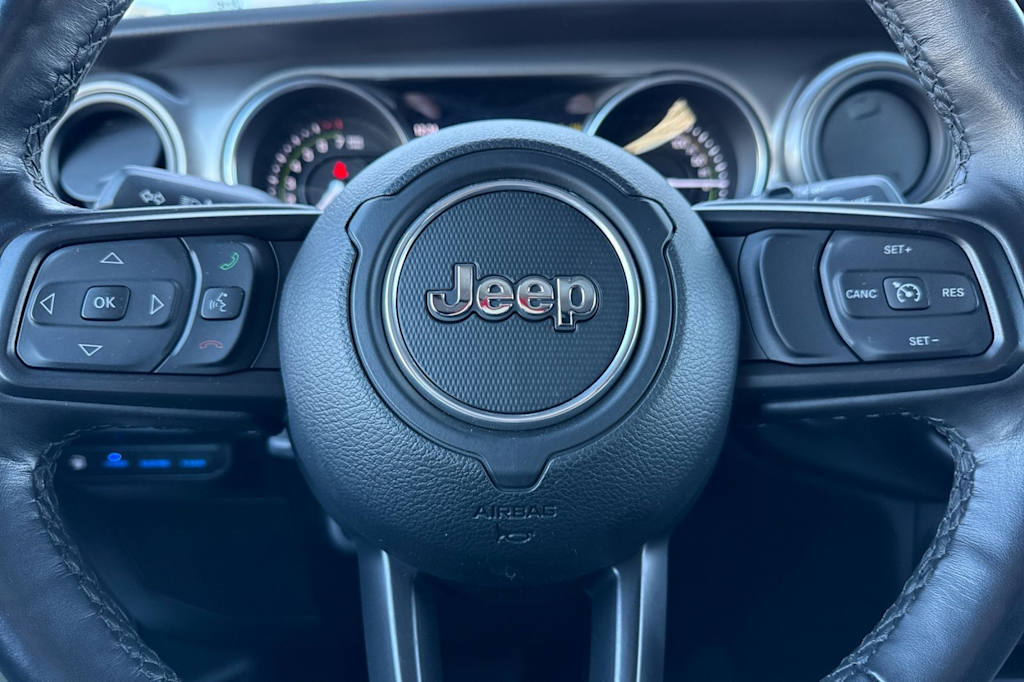 Thumbnail: 2023 Jeep Wrangler - 28