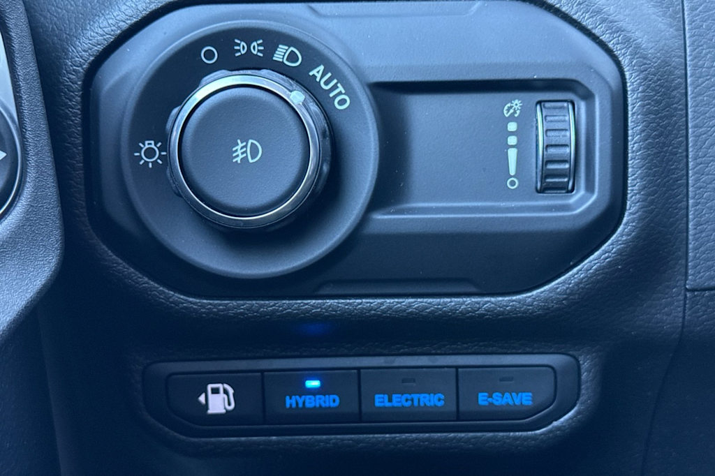 Thumbnail: 2023 Jeep Wrangler - 34