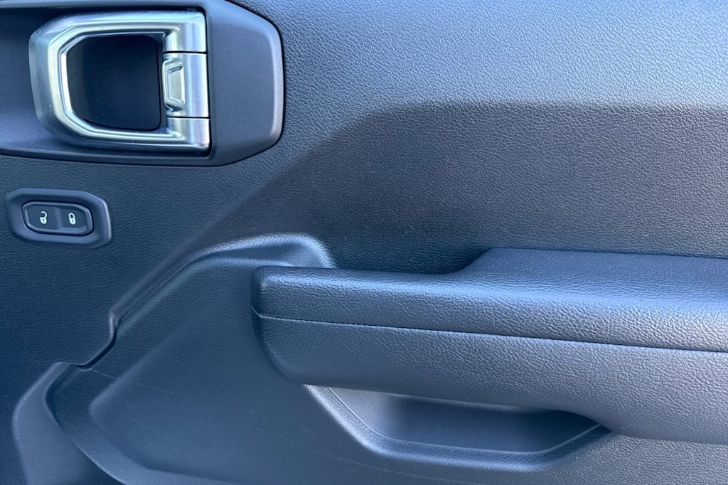 Thumbnail: 2023 Jeep Wrangler - 24