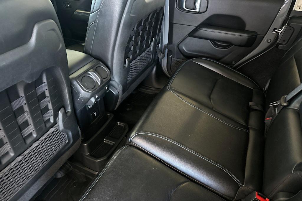 Thumbnail: 2021 Jeep Wrangler - 9