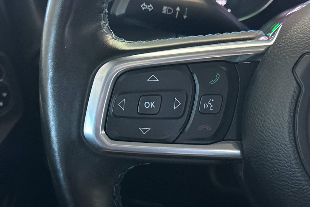 Thumbnail: 2021 Jeep Wrangler - 28